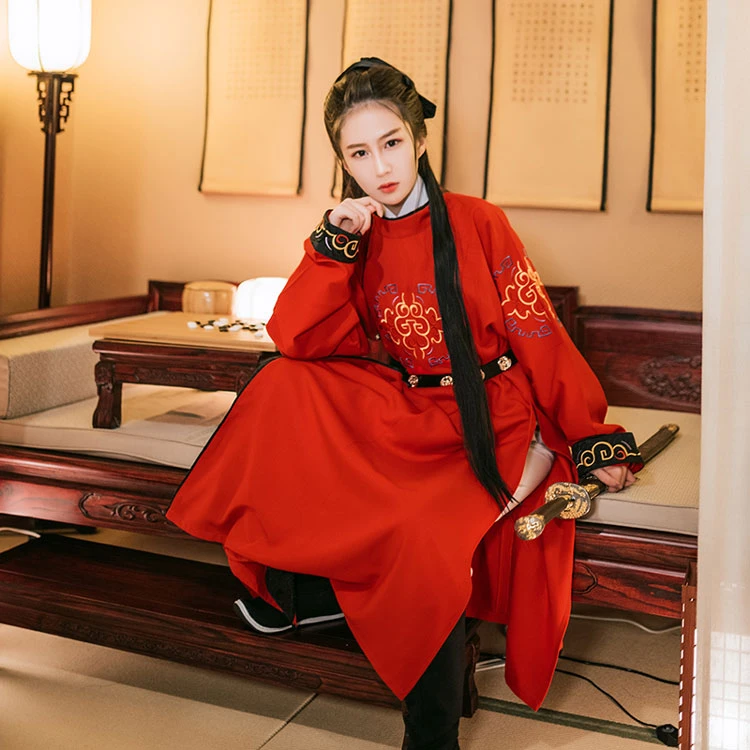 royal red hanfu robe