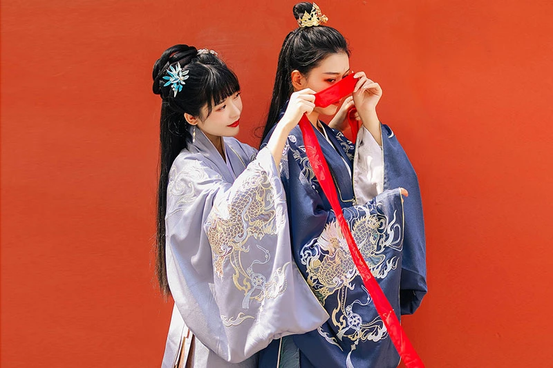 Chinese Couple Hanfu Dresses for Sale