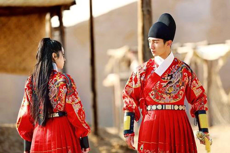 Chinese Royal Hanfu Dresses for Sale