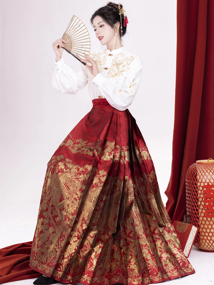 Ming Dynasty Hanfu Wedding Dress Gorgeous Red Mamian Dress Set