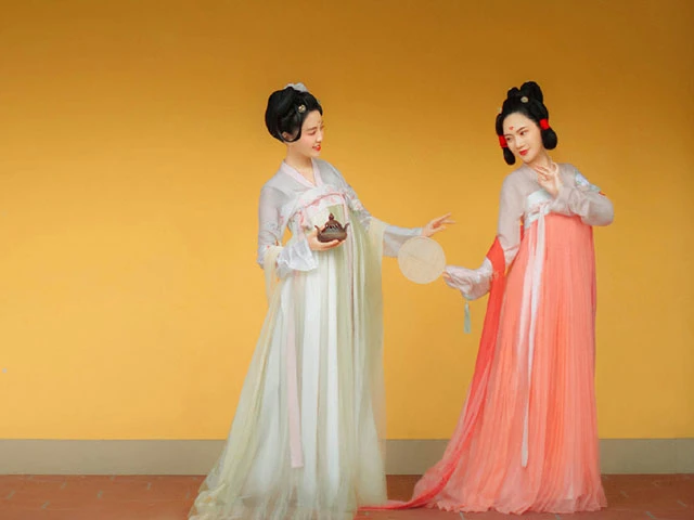 Tang dynasty ruqun hanfu dress clothing