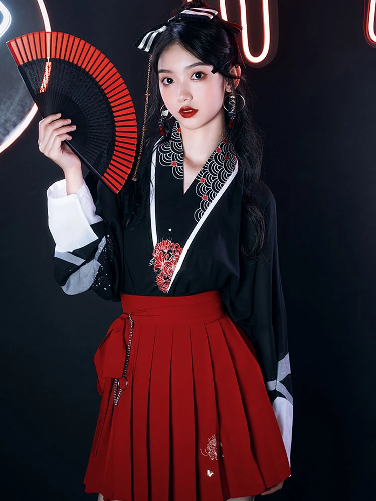 Night Flower modern hanfu