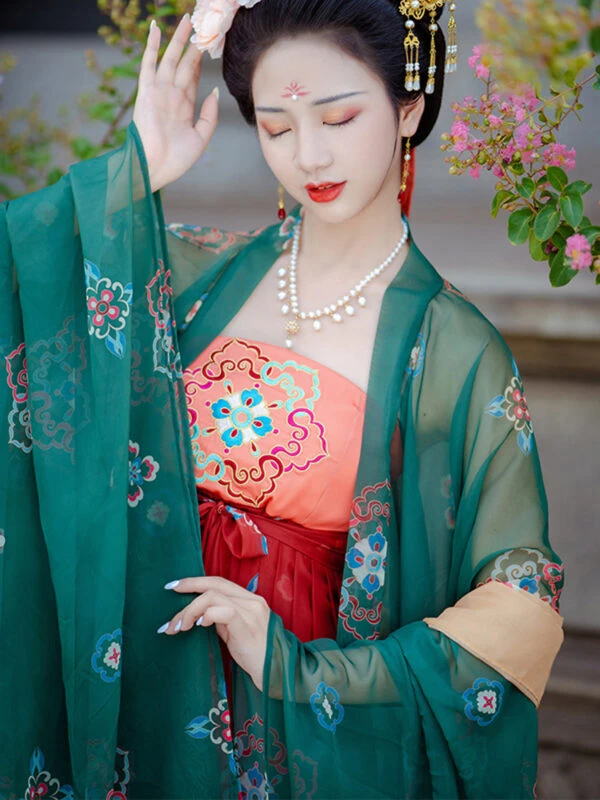 Princess Yang Hanfu Dress - Newhanfu