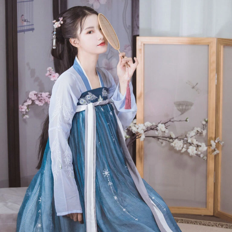 Qixiong Pack Women's Hanfu for Big Sale - Newhanfu 2024