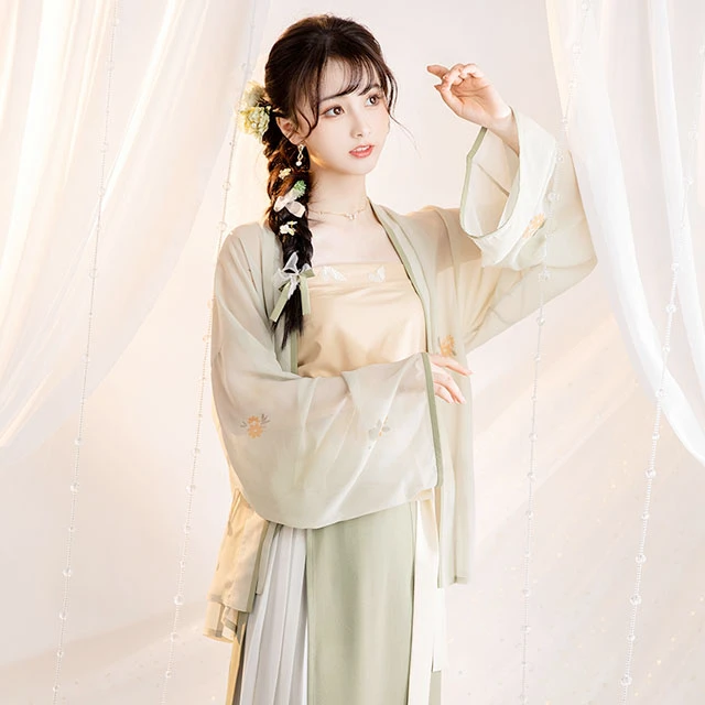 traditional Chinese dress han element