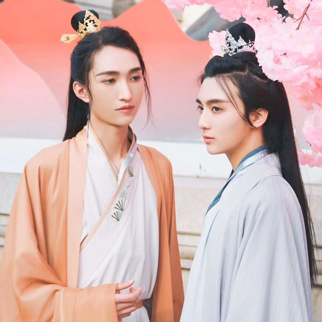 traditional Chinese dress wuxia male