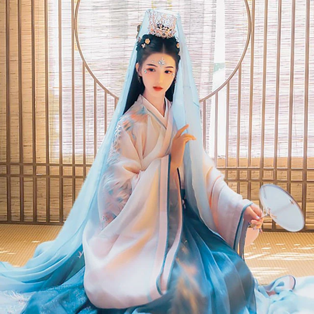 traditional Chinese dress wuxia style