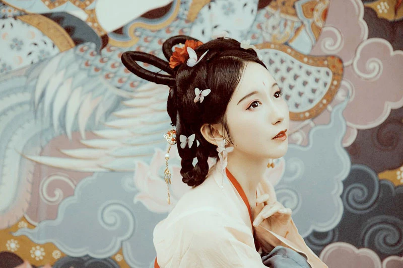 traditional Chinese dress