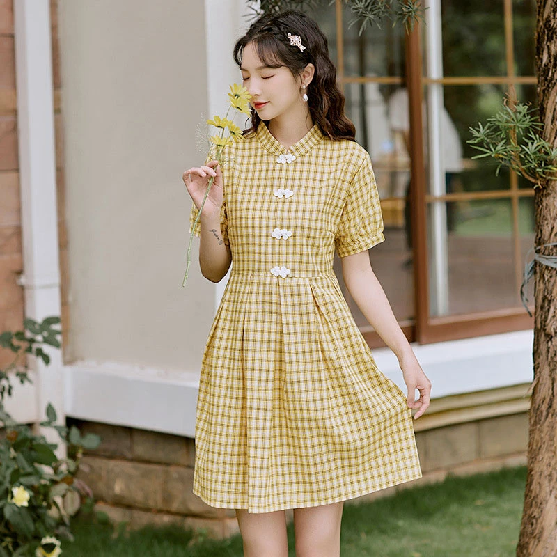 Yellow Daisy qipao dress