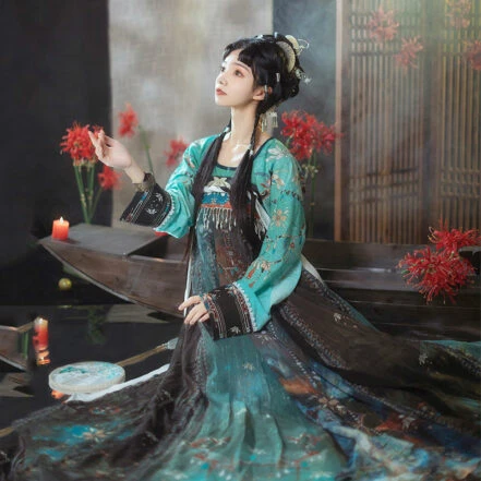 Bana-Flower qixiong hanfu dress