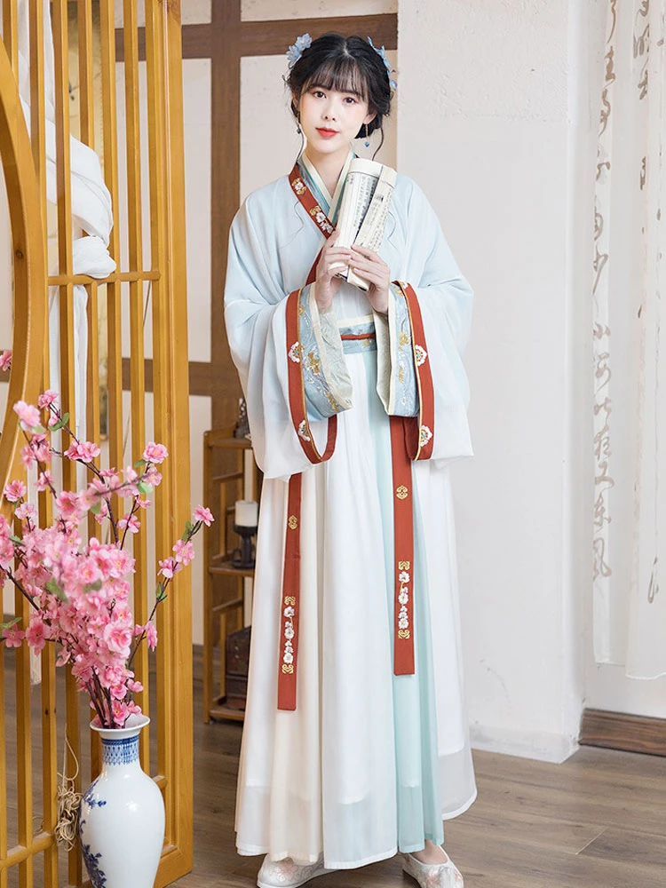 Spring Snow qiyao hanfu dress