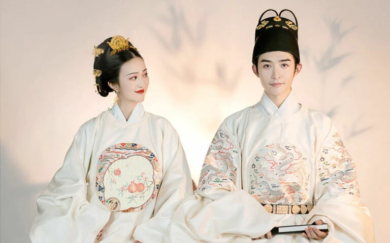 A Brief History of China Wedding Hanfu Dress - Newhanfu