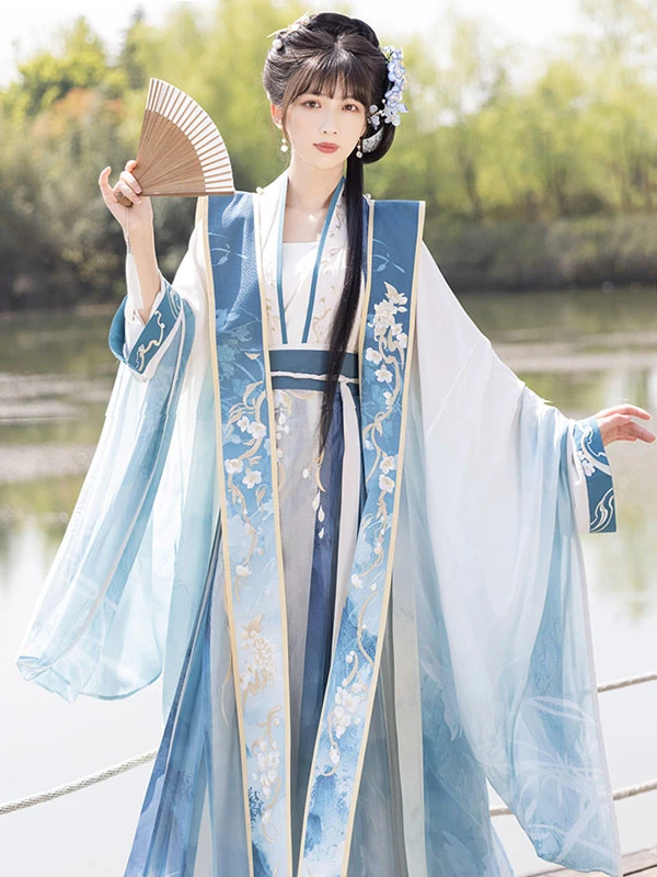 Top 6 Styles of Hanfu Robes That Will Impress You - 2024