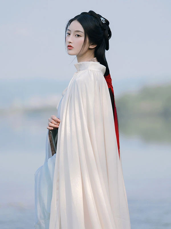colorful hooded hanfu cloak