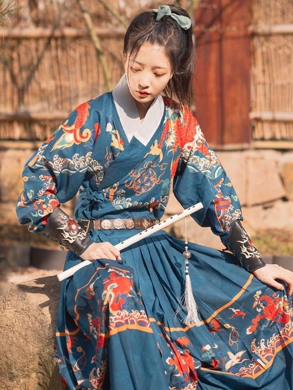 5 han elements on traditional print hanfu