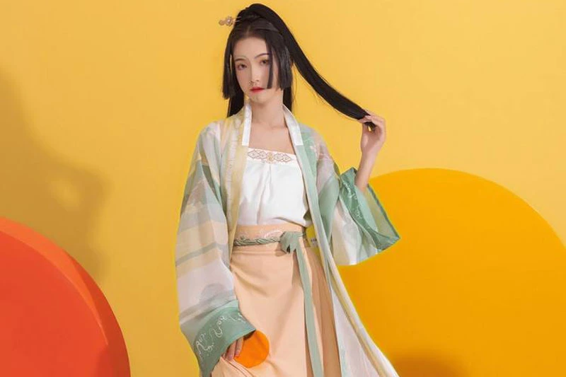 what ancient hanfu colors look best for you