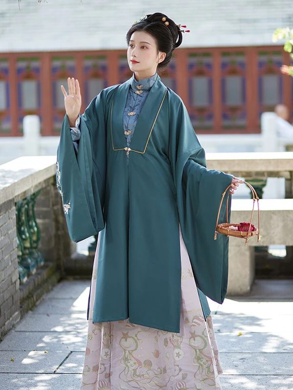 5 loose fitting hanfu dress for women