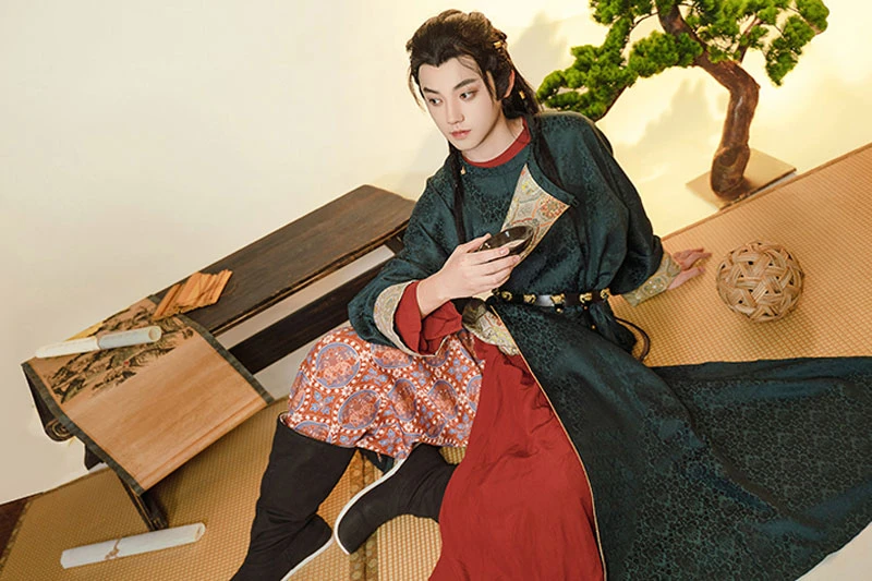 Teen Boy Colorful Hanfu Outfit for Young Men - Newhanfu