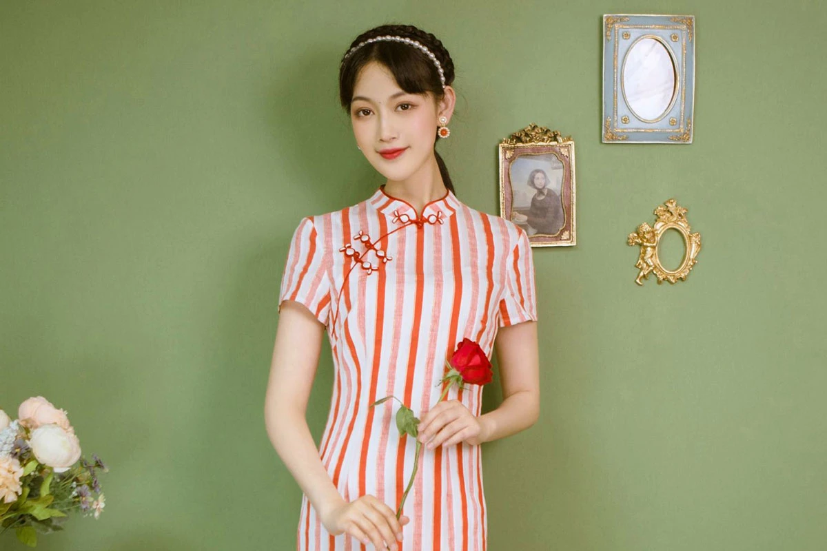 7 Retro Skirts You Can Wear with Qipao Top 1