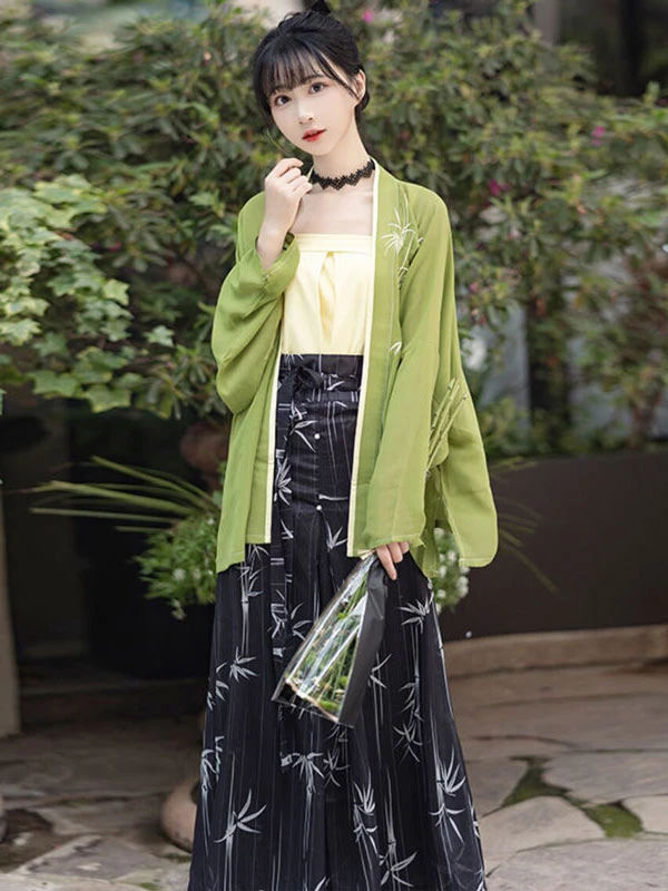 the beauty of dark hanfu china fashion trend