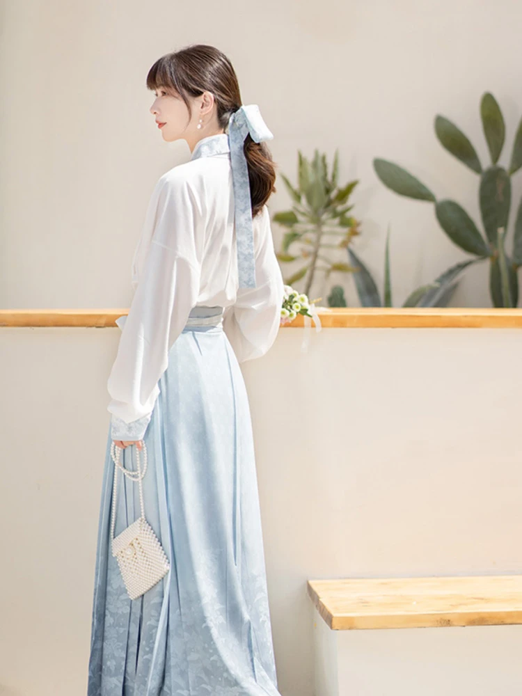 Women Blue Mamian Skirt Modern Hanfu Set for Spring