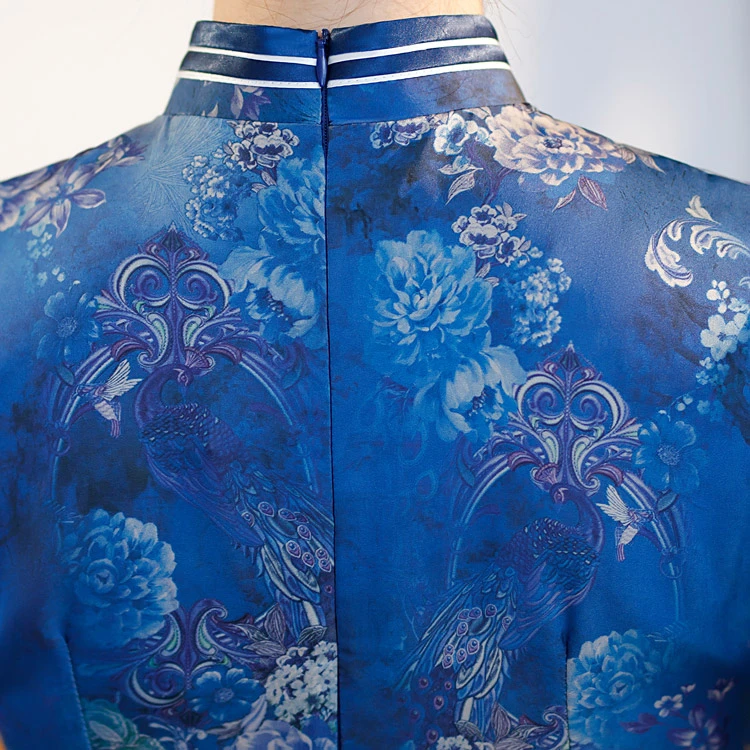 Blue Banquet Chinese Cheongsam Floral Qipao - Newhanfu