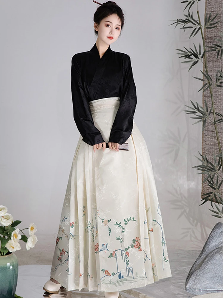 Classic Ming Dynasty Flower Bird Mamian Dress for Women