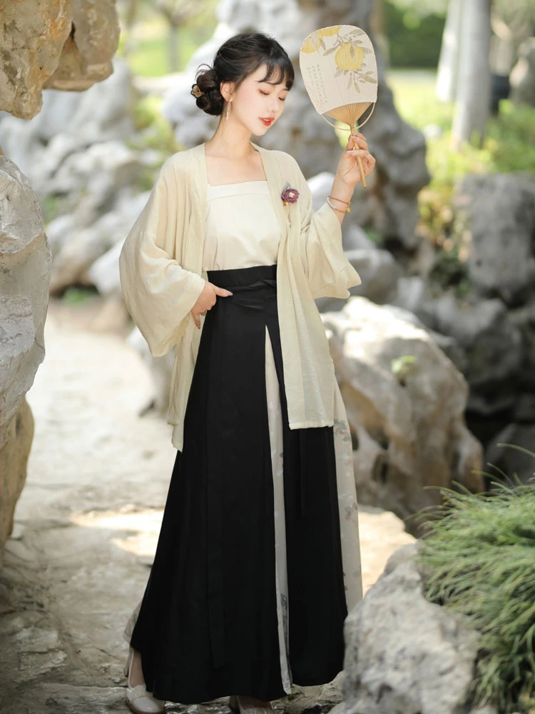 Modern Song Style Women Red Hanfu Butterfly Sanjian Dress