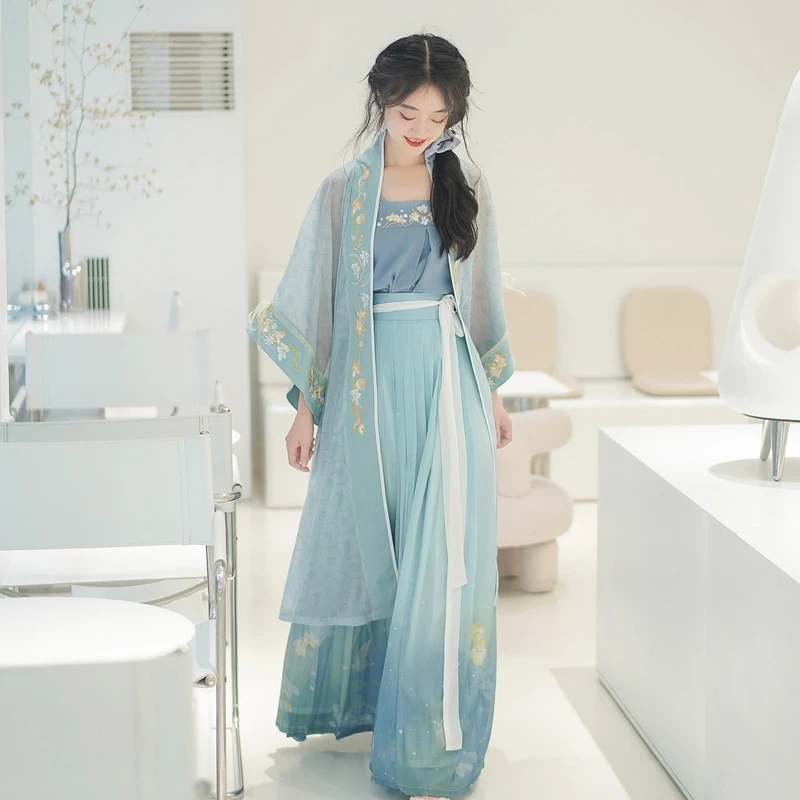 50+ Floral Hanfu Dresses, Shirts for Women - Newhanfu