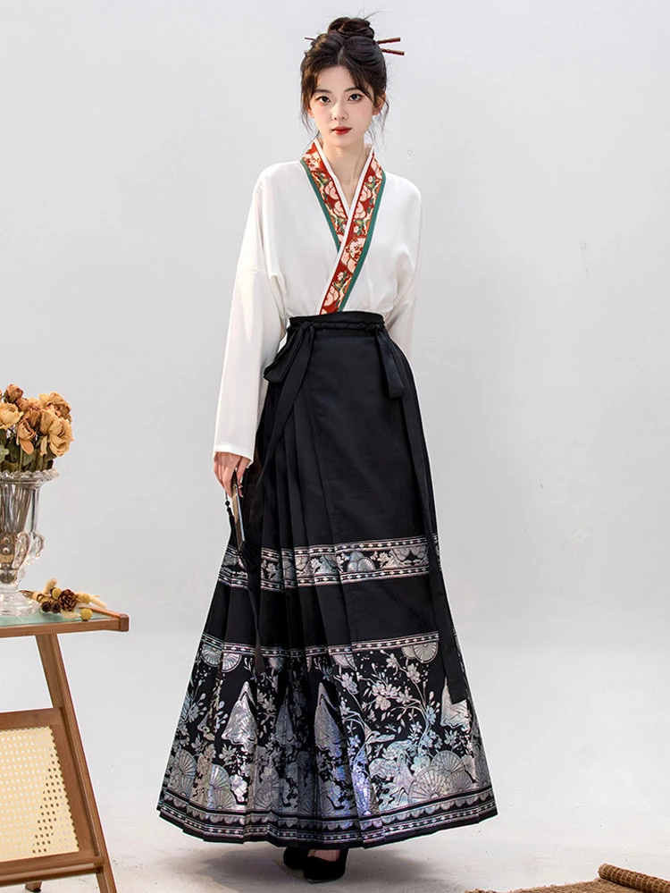 Women Mamian Skirt Ming Dynasty Modified Hanfu for Everyday Wear