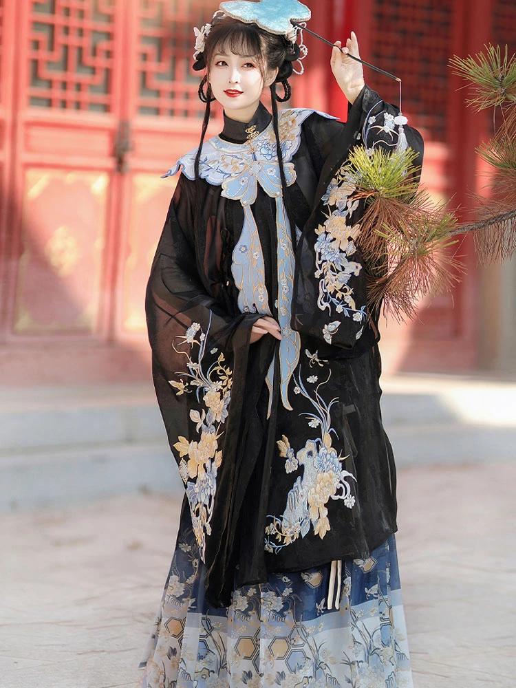 Women's Autumn Ming Hanfu Stand Collar Long Shirt Mamian Skirt Set