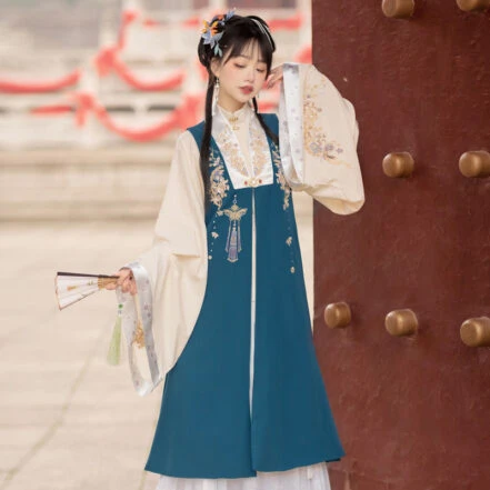 Top 100 Retro Ming Dynasty Hanfu Dresses - Newhanfu 2024