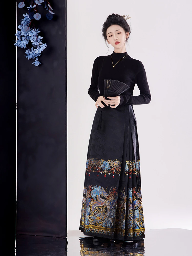 Ming Dynasty Mamian Skirt Street Fashion Luxury Women's Hanfu