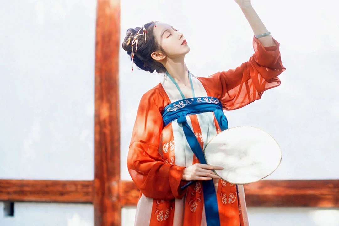 Discover Classic and Modern Hanfu Wedding Dresses