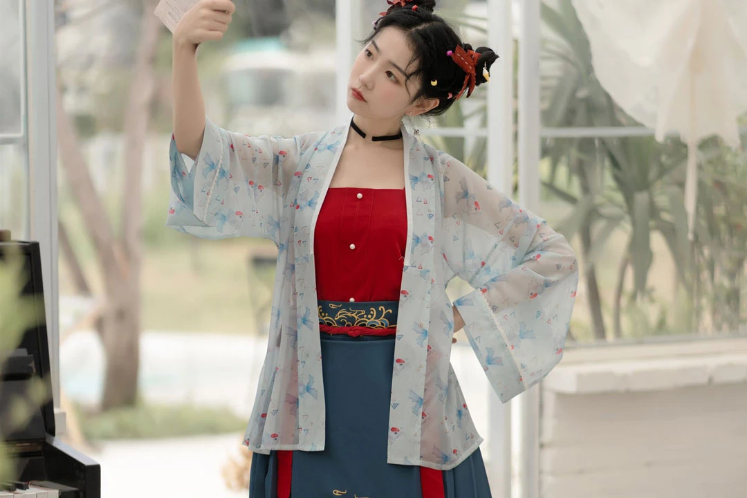From Dynasty to Wardrobe: The Hanfu-Inspired Shirts - Newhanfu