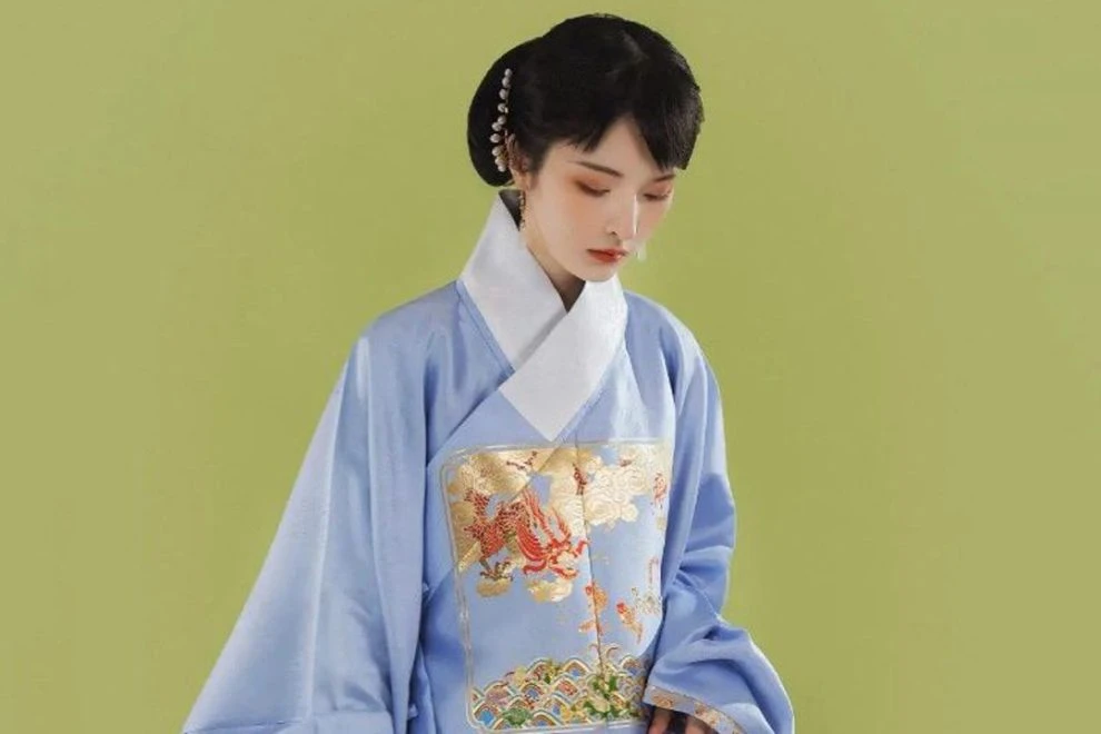 How to Wear Blue Hanfu in Different Seasons - Newhanfu