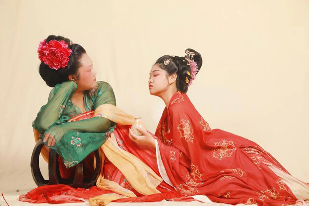 Main Types of the Chinese Hanfu Dresses