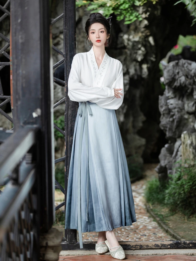 Women Casual Hanfu Suit Blue Mamian Skirt Daily Style