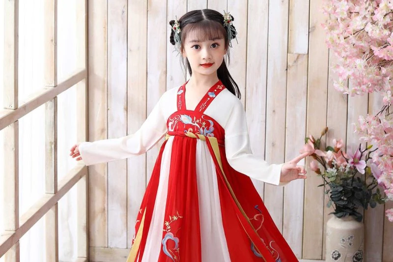 How to Choose Kids Hanfu as Children Gifts - Newhanfu