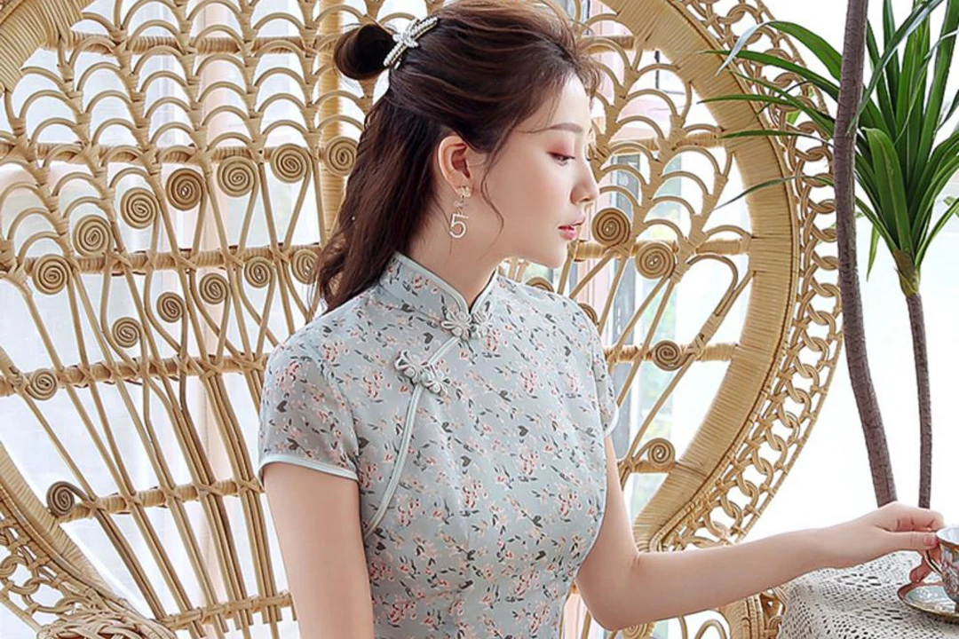 Cheongsam Qipao: Celebrating China's Iconic Dress