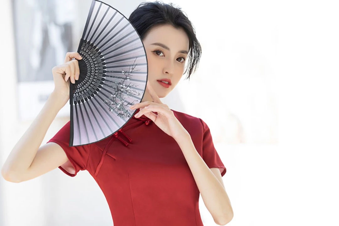 The Versatile World of Qipao Tops Cheongsam Shirts