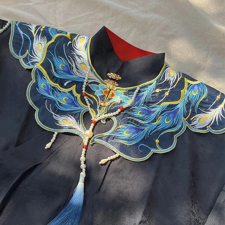 Cloud Shoulder Ming Style Embroidery Peacock Handmade Hanfu Yunjian Accessories