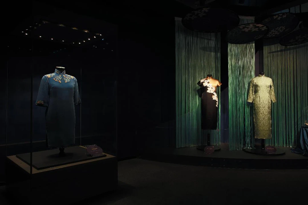 shanghai-university-museum-enriches-its-qipao-collection