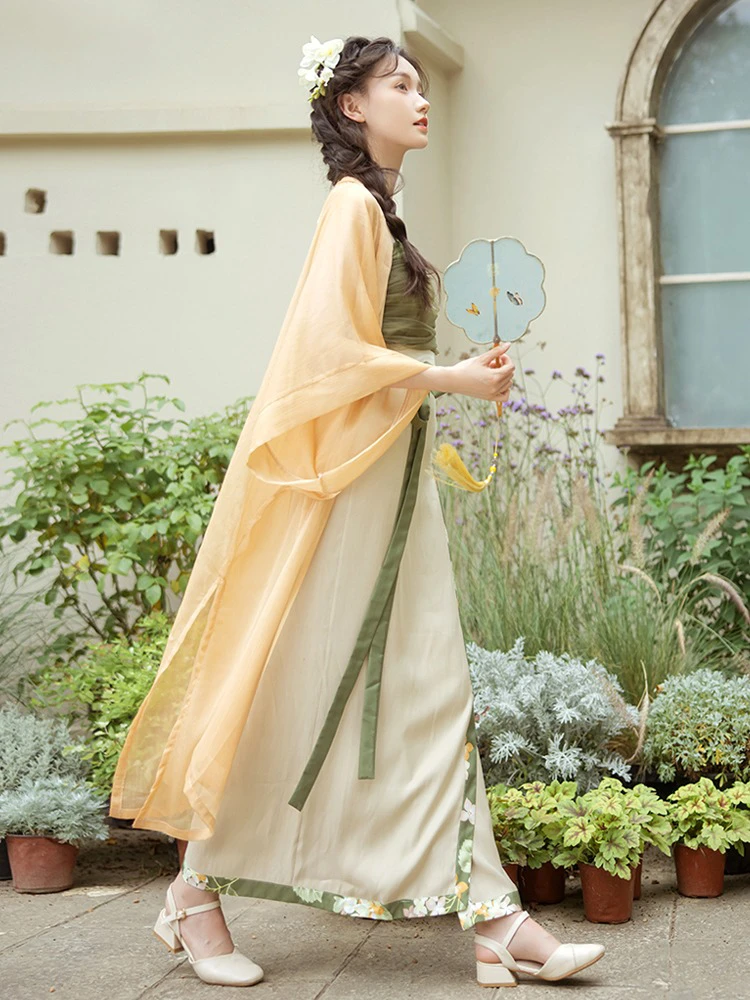 Song Dynasty Ladies Fashion Hanfu Summer Dress Refreshing Daily Skirt