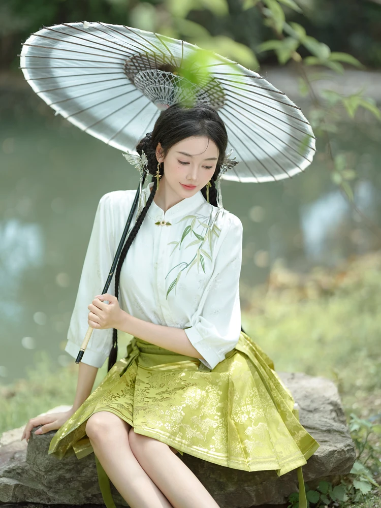 Women Summer Ming Dynasty Hanfu Short Ma Mian Skirt Embroidery Fashion Suit