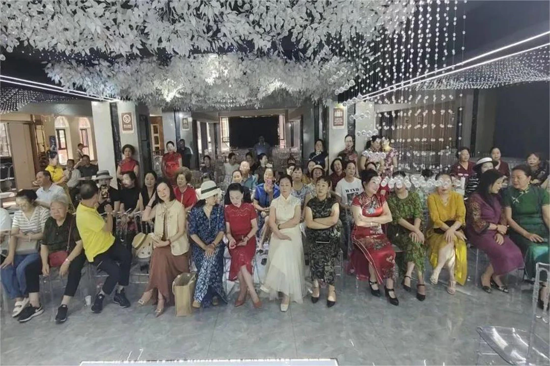 Cheongsam Association Conducts "Qipao Culture Enters the Community" Activity