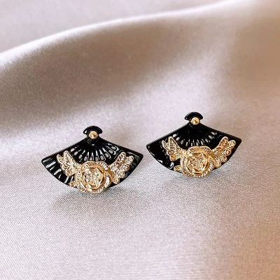 Ladies Cheongsam Earrings Elegant Scalloped Black Ear Jewellery