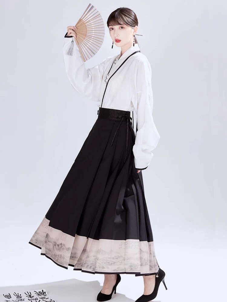 Fashion Autumn Hanfu Ladies Ming Dynasty Ma Mian Skirt 