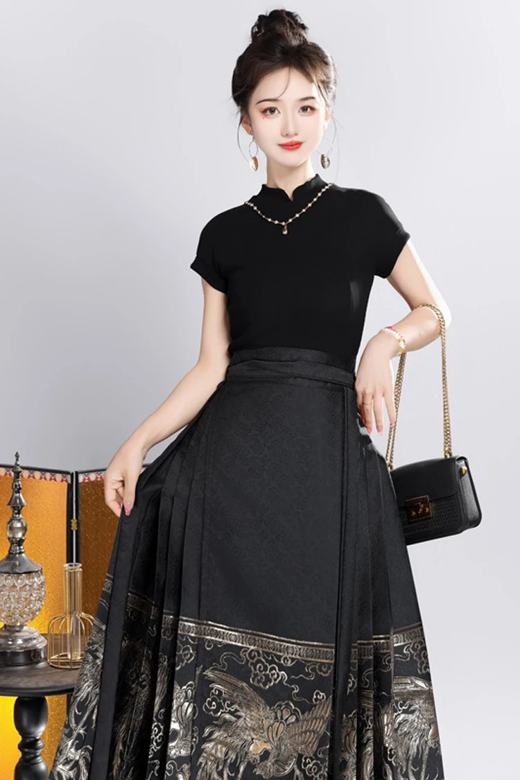 Ming Dynasty Hanfu Ladies Ma Mian Dress Black Skirt