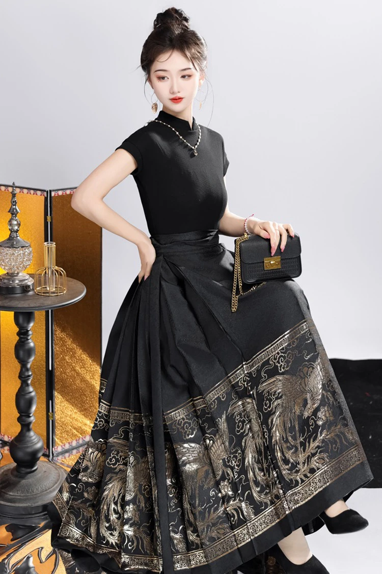 Ming Dynasty Hanfu Ladies Ma Mian Dress Black Skirt